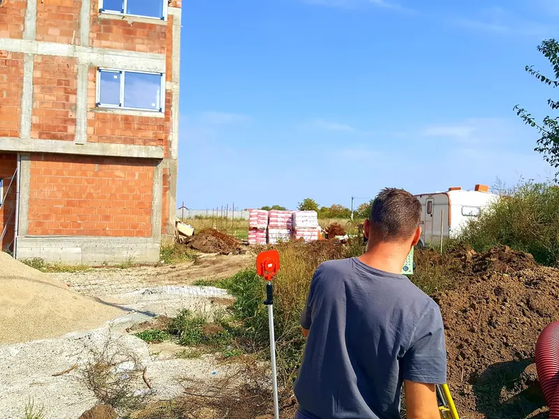 Ansamblu de blocuri, Dumbrăvița — documentație cadastrală de apartamentare, măsurători cu stația totală și GNSS — Map Design